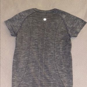 lululemon shirt